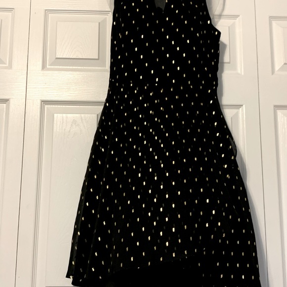 White House Black Market Metallic-Jacquard Dress - Picture 6 of 8